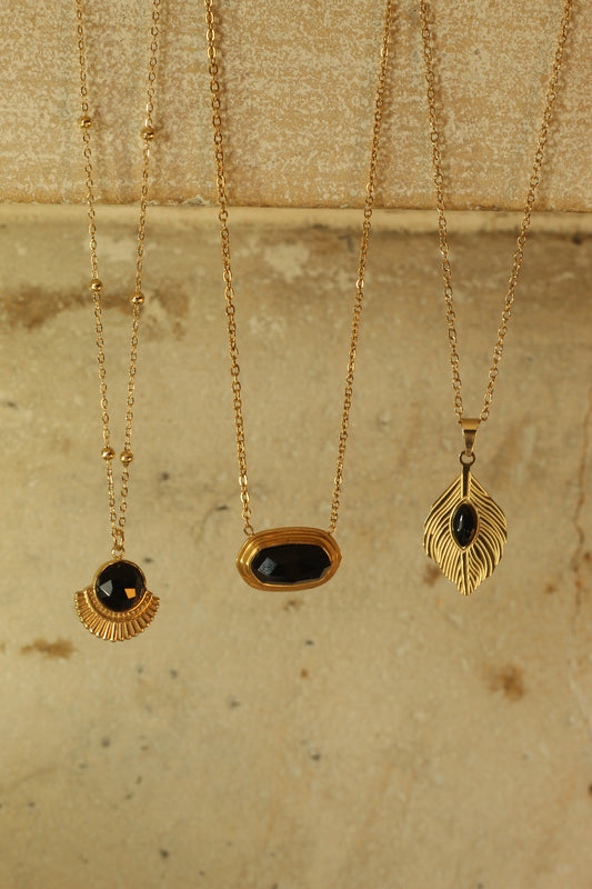 Obsidian fan necklace