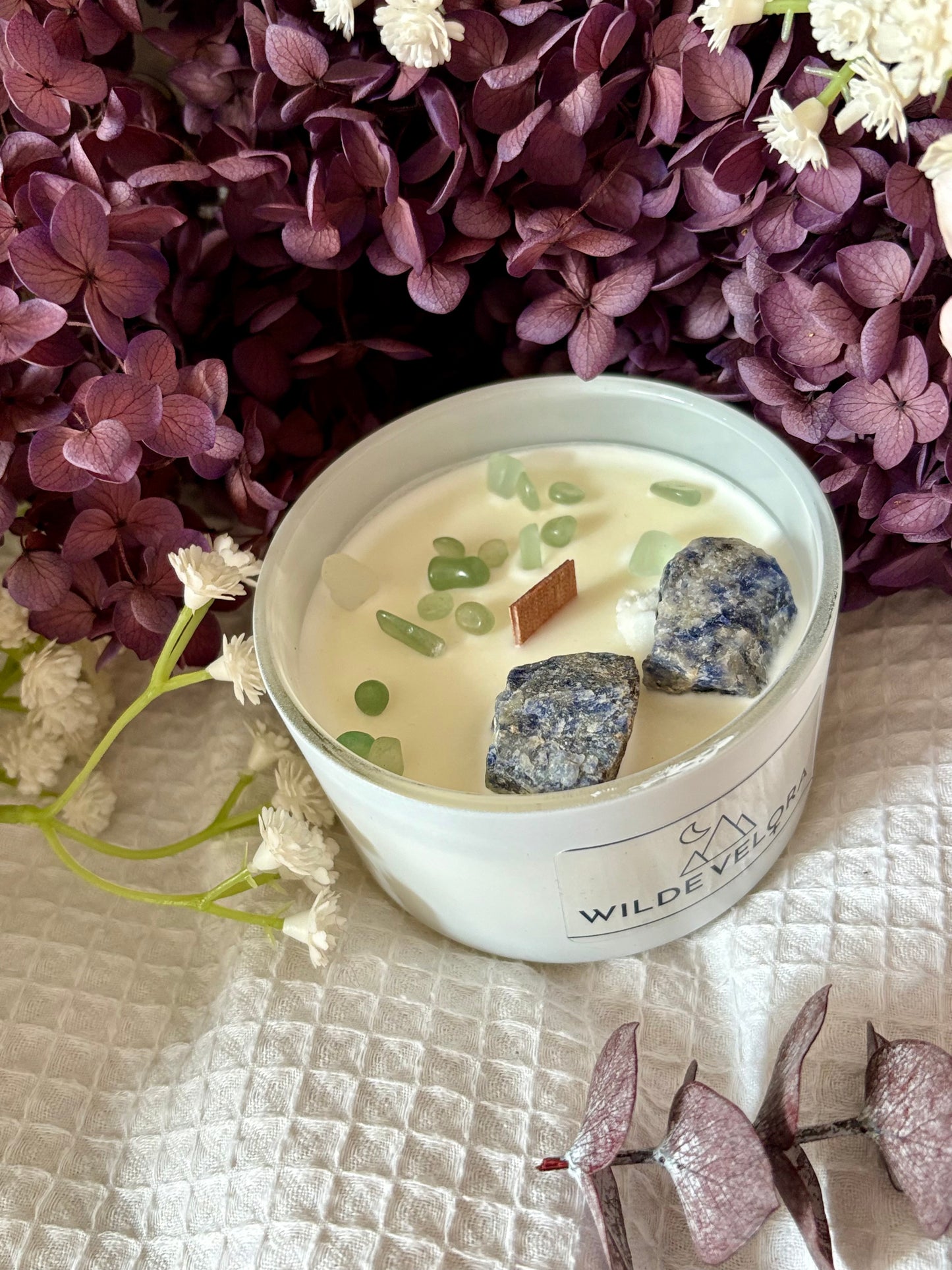 Mint & Cassis Candle Infused With Sodalite & Jade.
