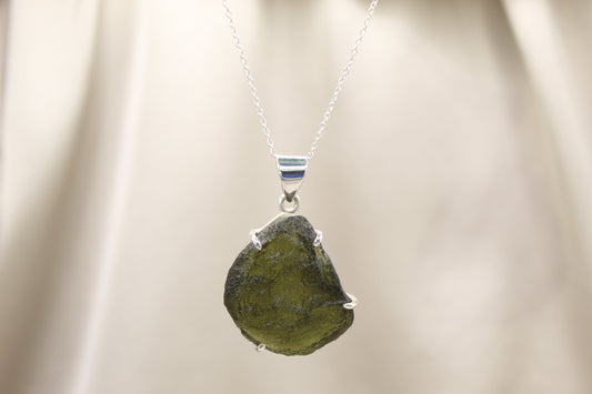 Everything you need to know before you let Moldavite change your life.