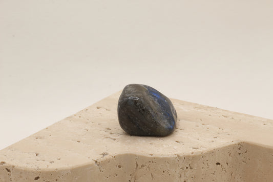 Labradorite Tumblestone