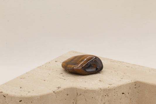 Courage & Strength | Tigers Eye Tumblestone