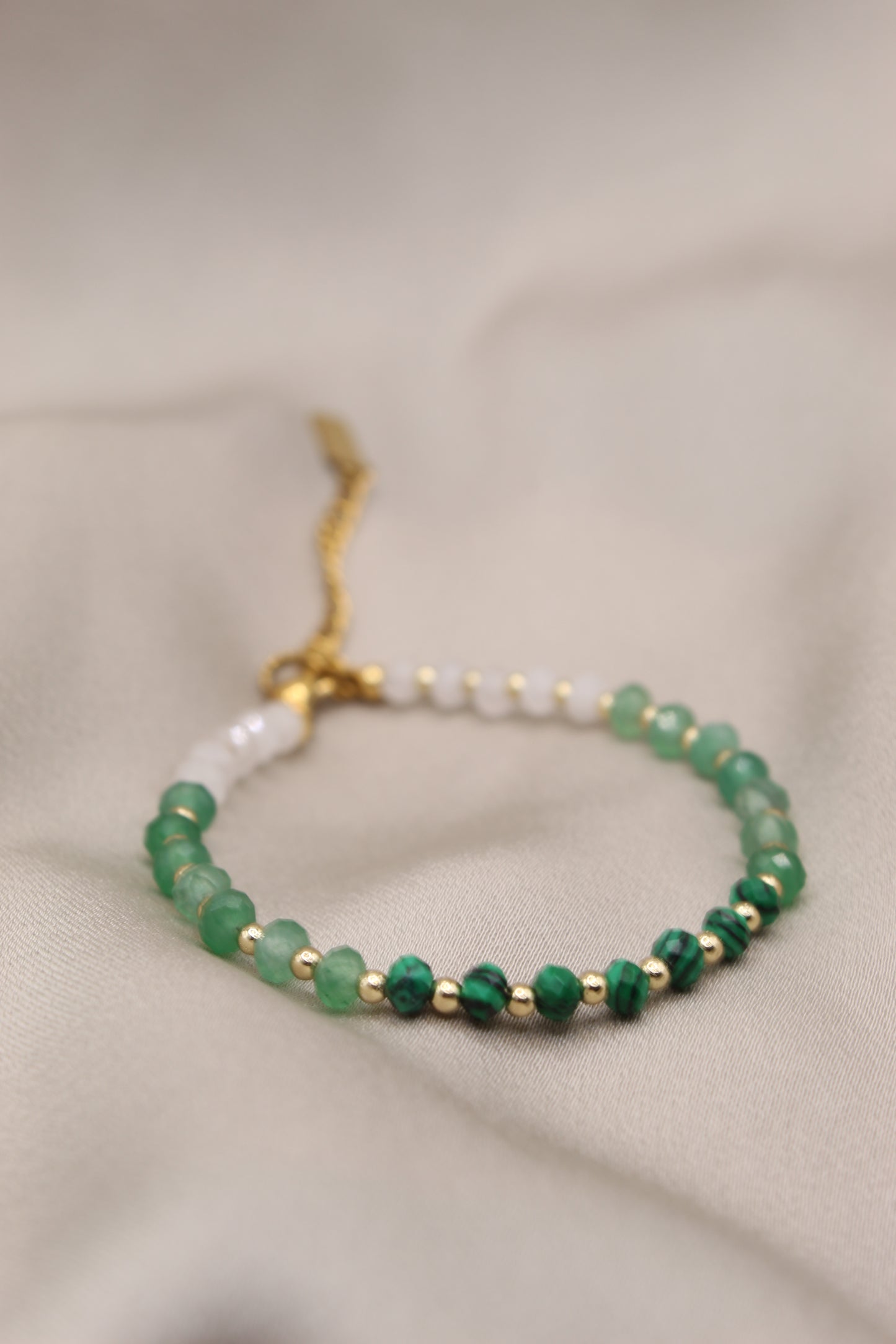 Faceted Malachite bracelet with gold clasp