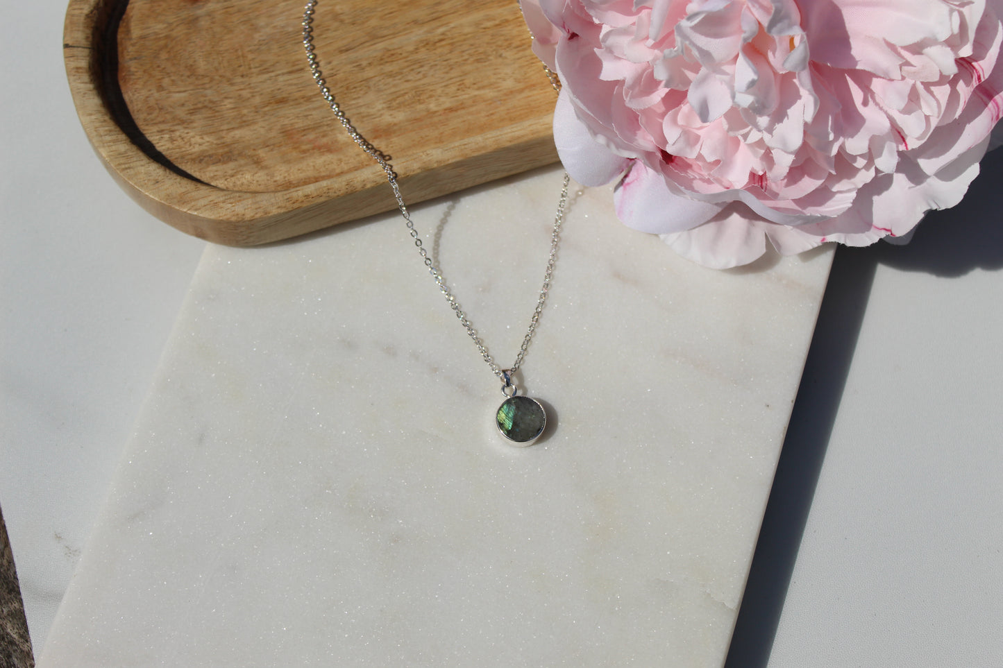 silver labradorite circle stone pendant necklace