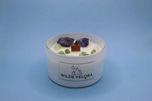 Mint & Cassis Candle Infused With Sodalite & Jade.